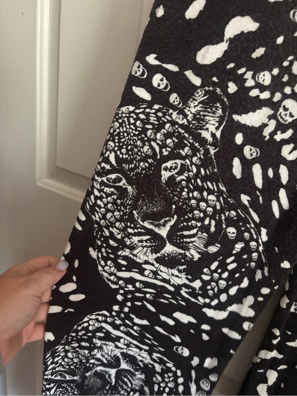 Lauren Moshi Black and White Leopard Skull-Print Bottoms
